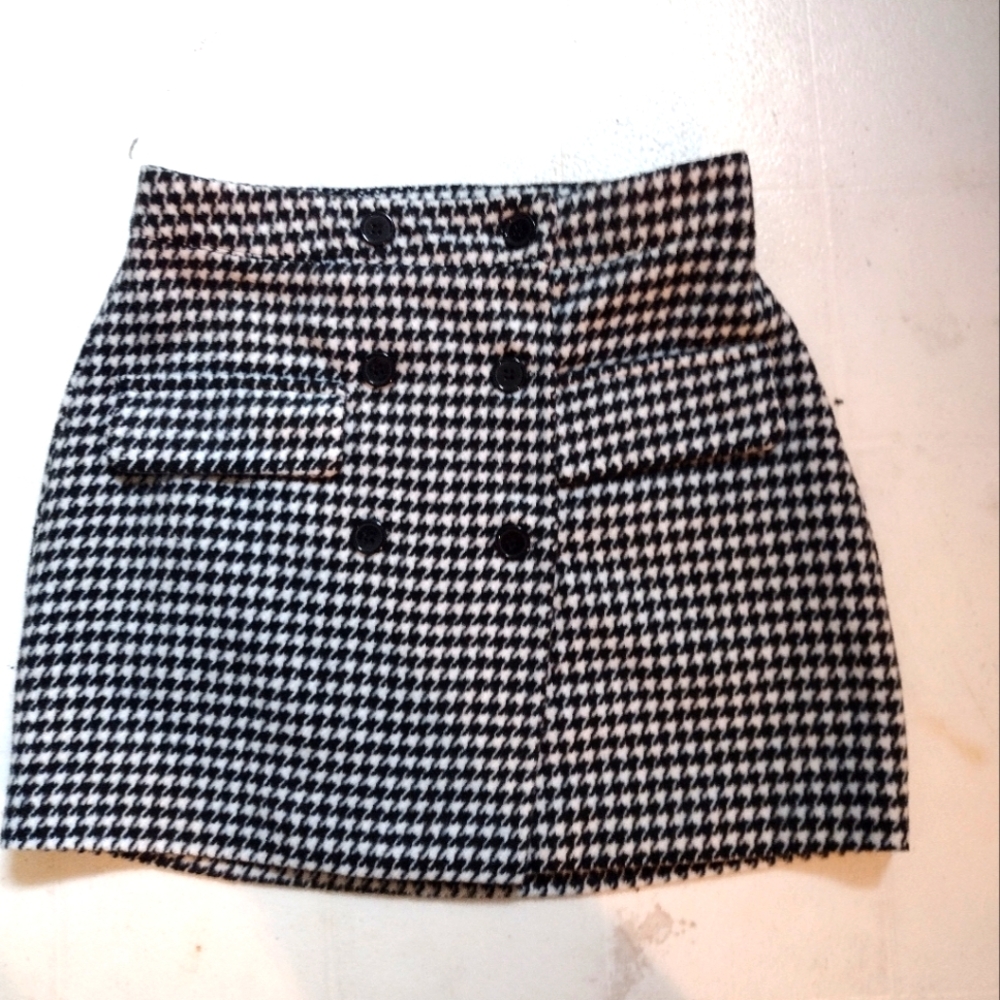 Women's medium forever 21 button up mini skirt
